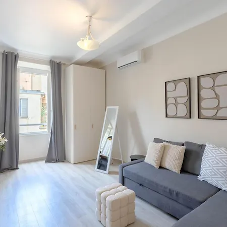 Apartment Center Massena *