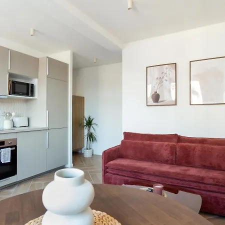Apartment Hyper Centre De 2p Renove Emplacement Ideal Nice