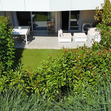 Avec Jardin Et Piscine Nice
