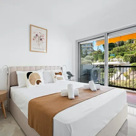 Apartment Lanterne Vue Azur - Welkeys Nice