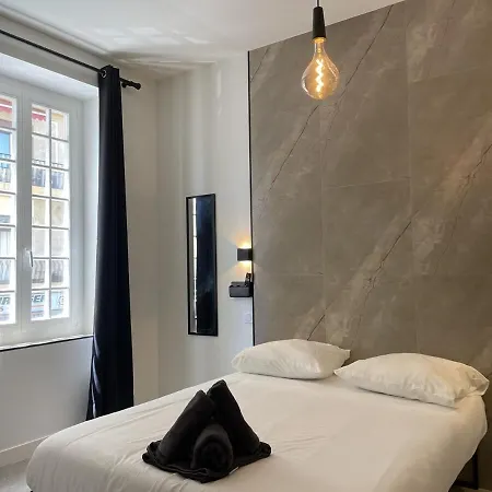 Joli Appartement Avec Jardin, 2 Chambres, Centre Ville De Nice Nice