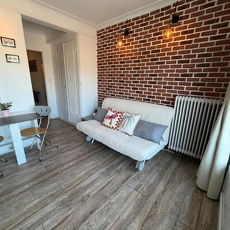 Promenade Terrace Tram 1 Min Away Apartment *