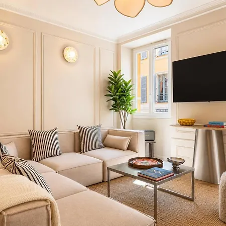 Old - Luxury New 5br - Sleeps 12 - Ac Apartment