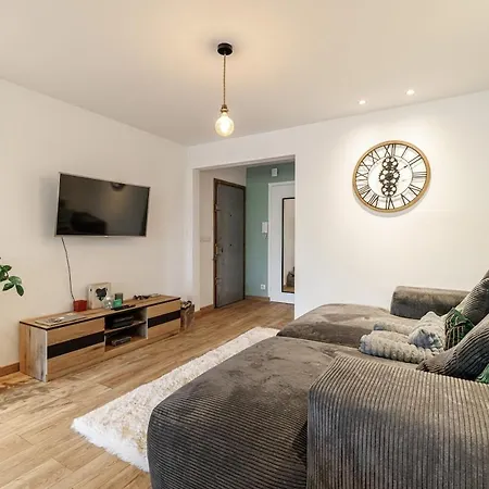 Apartment Beautiful 2 Swimming Pool, Parking Space And Air Conditioning Nice