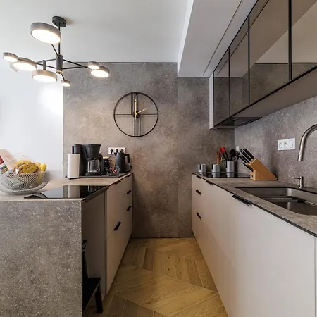 La Vie Riviera Apartment