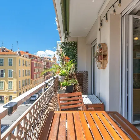 Bright & Cozy - Large Sunny Terrace Nice