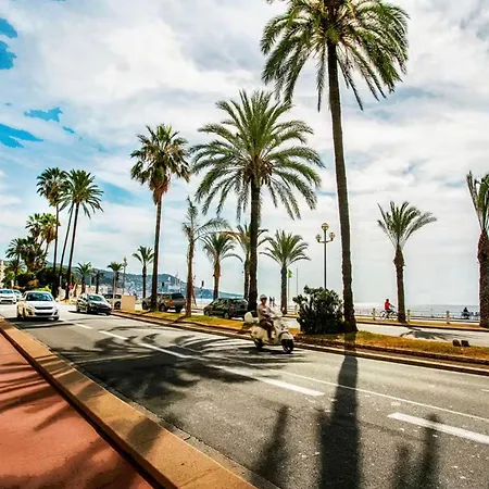 Apartment 4 Guests Promenade Des *