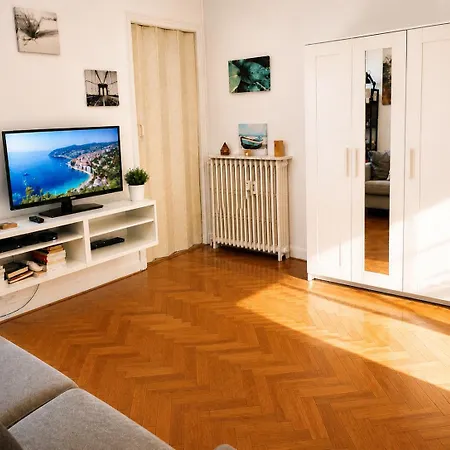 2 Pieces Avec Mezzanine 2min Negresco Apartment Nice
