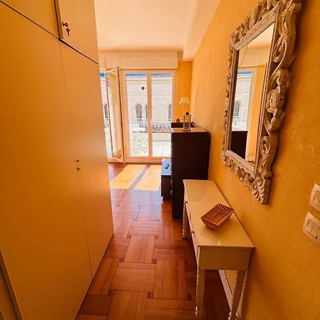 Terrace 1 Bedroom - Negresco Apartment