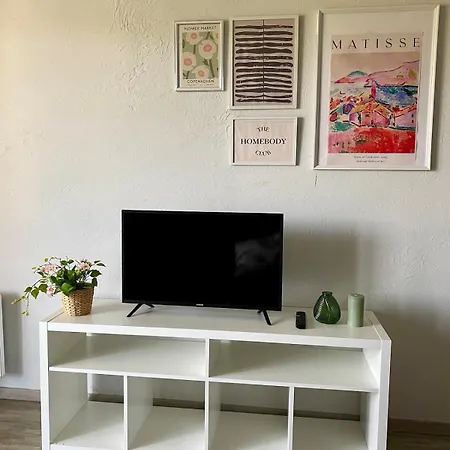 Cosy Proche De La Securisee Avec Piscine Apartment