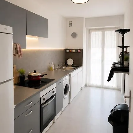 Superbe 3 1 Salon Cosy Et 2 Grandes Terrasses Moderne Tram A 2 Min 6 Personnes