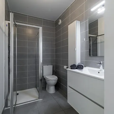 Apartment 2 Pieces Lumineux Quartier Du Port *