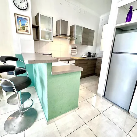 B G Cocon Dante - Grimaldi Promenade Des Apartment *