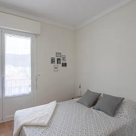 4 Cozy Proche De La Mer, Balcon, Wifi Apartment Nice