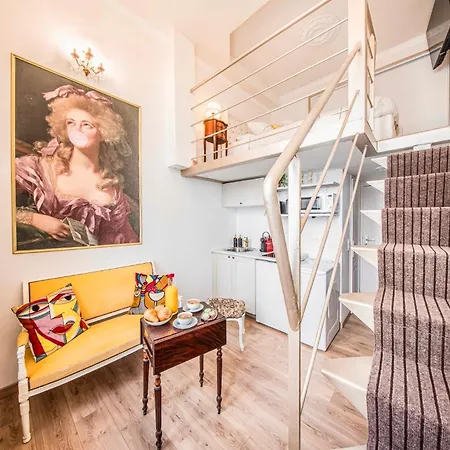 Apartment Chic French
