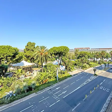 Apartment Elegant Seafront Loft Old Town