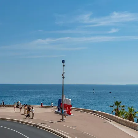 Promenade, View On Bay, Sunny Terrace, 4 Guests, 2 Bedrooms Ac Apartment *