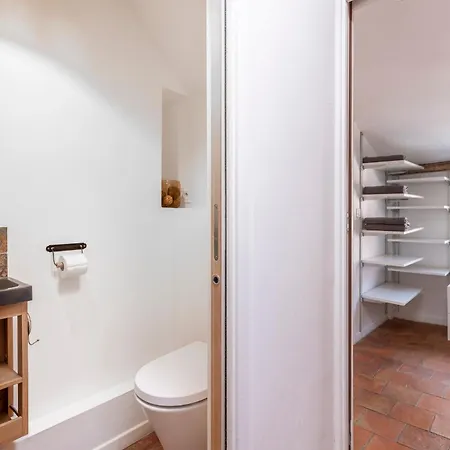 Old Town, Floor, Sun Deck Terrace With Large Sea Views Apartment *