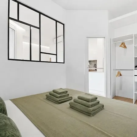 One Bedroom Cozy New Ac Wifi Nice