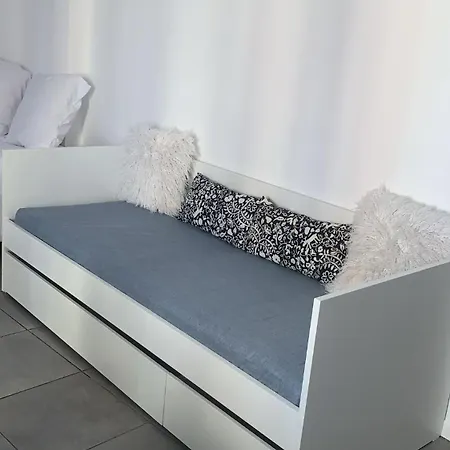 Cosy Gare Apartment
