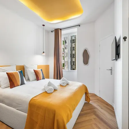Apartment Luxueux, Equipe En Plein Coeur De Ac-parking - 4 *