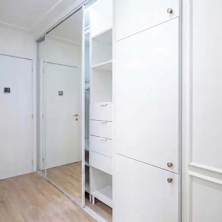 Cozy Modern - 3 Min Walk To Apartment Nice