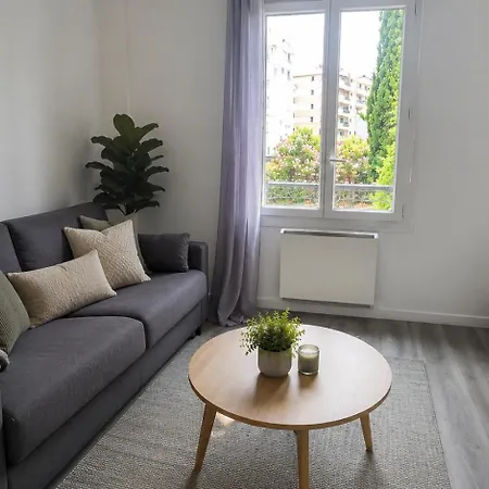 Apartment 2 Magnan Climatise A 3 Min De La Plage,2min Tram *