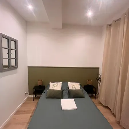 Apartment Au Coeur Du Vieux Et A 5 Min De La