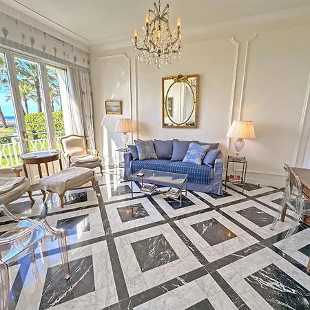 Rare Seafront Garden On Promenade Apartment