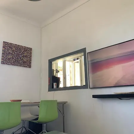 2p Renove Dans Bel Immeuble Nicois De Caractere Apartment *