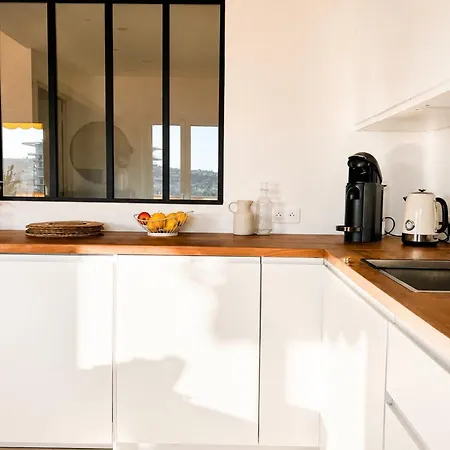 Apartment With Terrace And Unobstructed View