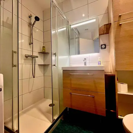 Apartment Centre Mercedes Nice