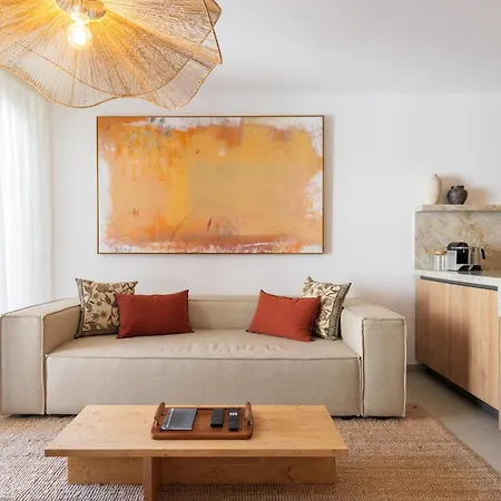 Apartment Spacious With Terrace And Parking *