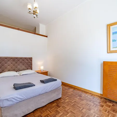 Apartment Spacious Flat - Calm & Ac Nice