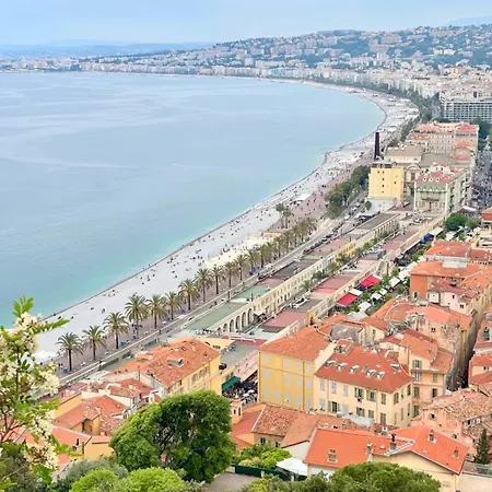 Charming In The Heart Of Nice