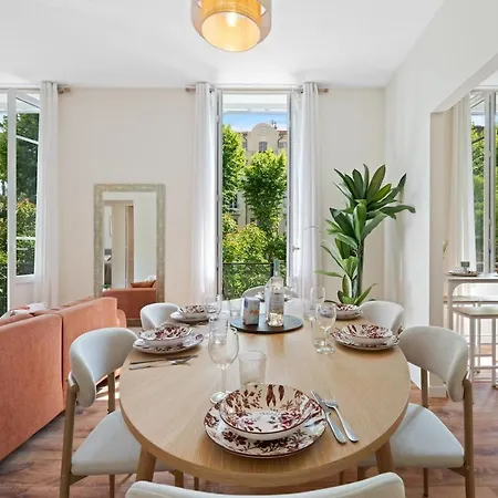 Apartment Spacious In Port Of Nice