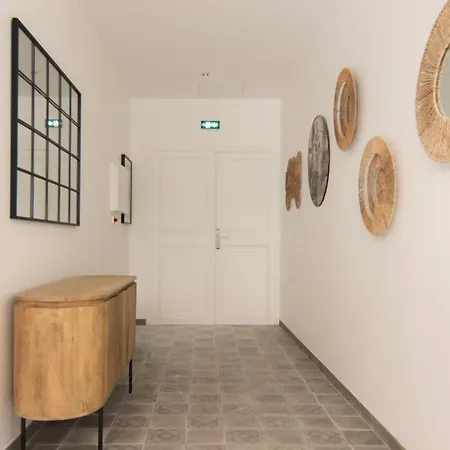 Loft 4 - Center - 2-room Mezzanine Apartment Nice