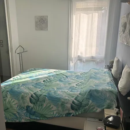 3 P Jardin, Piscine, Stationnement - Collines Nicoises Apartment Nice