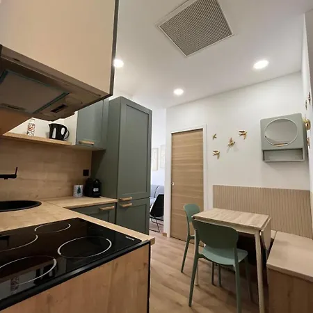 Saleya 2 - Superbe Nicois 6p Apartment *