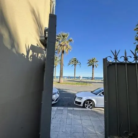 Apartment Cine Chic Sur La Promenade Des *