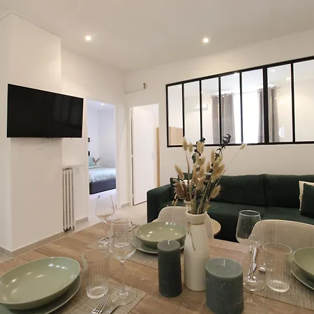 Calm Elegant In The Heart Of Apartment Nice