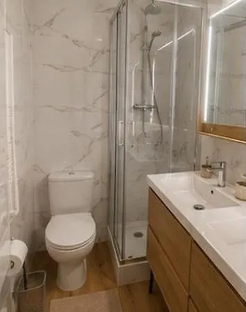 2 Apartment Nice