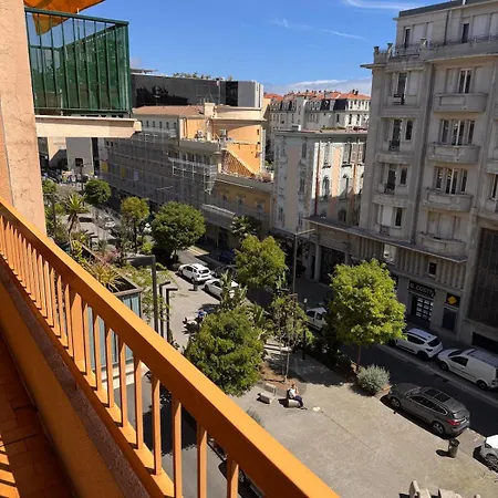 Beautiful Bright 2-bedroom 1 Minute From The Apartment Nice