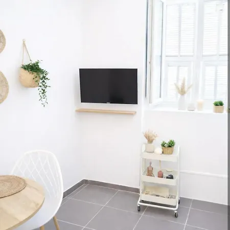 Soleil Apartment