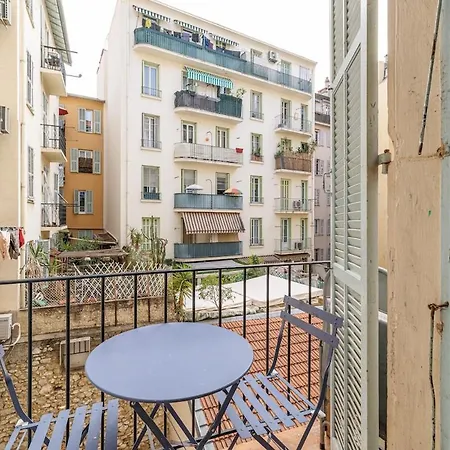 Apartment T2 Avec Balcon *