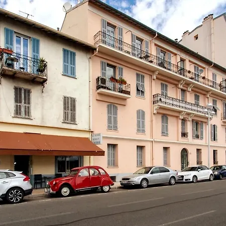Promenade Sea View 2 Bedrooms, Ac, Wifi *