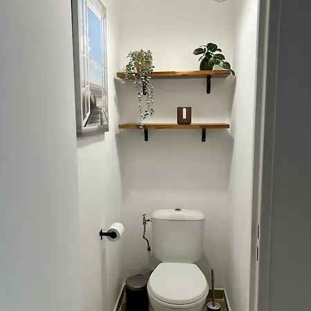 Proche De La Securisee Avec Piscine Nice