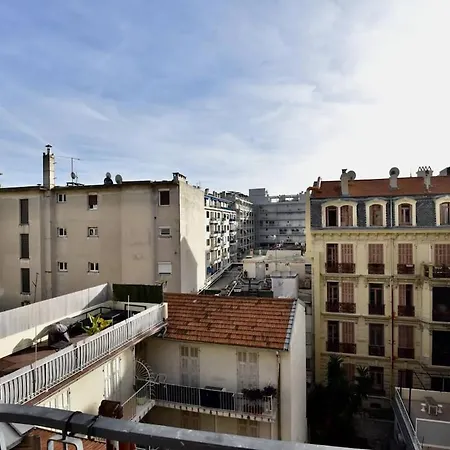 Signature Rue De France * Nice