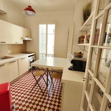 Apartment Cosy Balcon Clim Place Massena 10 Min En Tram Nice
