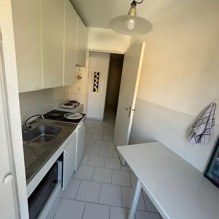 Apartment Proche Avec Parking Prive *